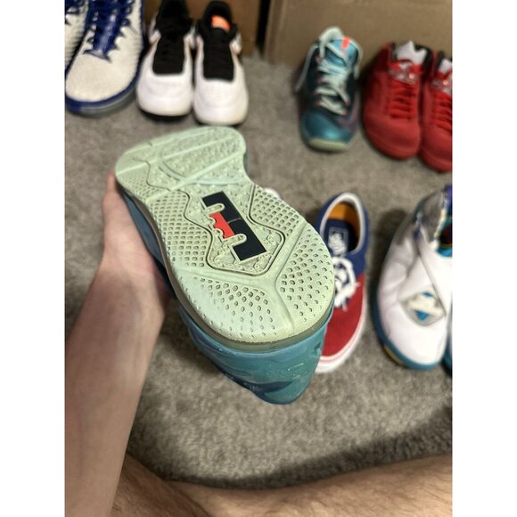 LeBron 11 Low Turbo Green 2014 Size 11 - Picture 4 of 4